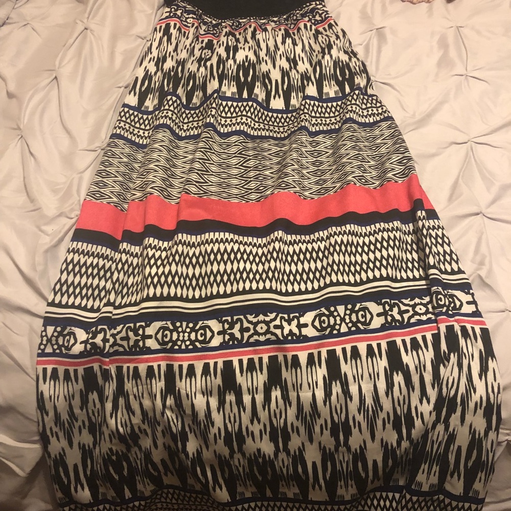 Dress - Picture 2 of 4